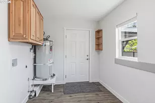1116 N 3rd Ave, Kelso, WA 98626 - Photo 15