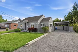 1116 N 3rd Ave, Kelso, WA 98626 - Photo 3
