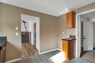 289 S 3rd St, Lebanon, OR 97355 - Photo 17