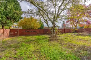 289 S 3rd St, Lebanon, OR 97355 - Photo 29