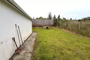 354 Radar Rd, Coos Bay, OR 97420 - Photo 21