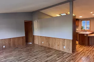 1145 SW Cypress St, McMinnville, OR 97128 - Photo 5