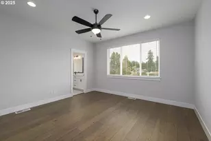 15217 S E Towers Ter, Milwaukie, OR 97267 - Photo 17