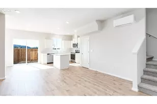 3842 SW 35th St, Gresham, OR 97080 - Photo 5