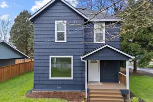 713 N Main Ave, Ridgefield, WA 98642 - Photo 1