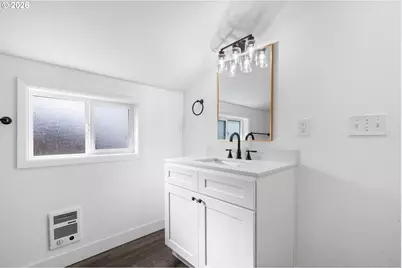 713 N Main Ave, Ridgefield, WA 98642 - Photo 27