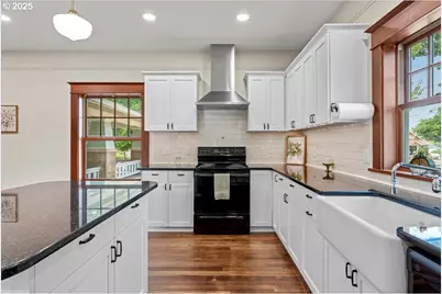 395 N Sheridan St, Mount Angel, OR 97362 - Photo 23