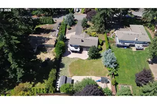 725 Marylhurst Dr, West Linn, OR 97068 - Photo 35