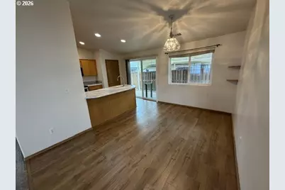 1660 N 18th St #12, Washougal, WA 98671 - Photo 5