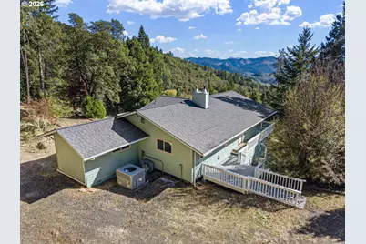 1604 Spring Brook Rd, Myrtle Creek, OR 97457 - Photo 45