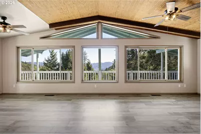 1604 Spring Brook Rd, Myrtle Creek, OR 97457 - Photo 9