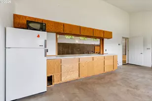 2250 Riverdale Rd, Hood River, OR 97031 - Photo 31