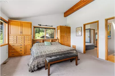 2250 Riverdale Rd, Hood River, OR 97031 - Photo 17