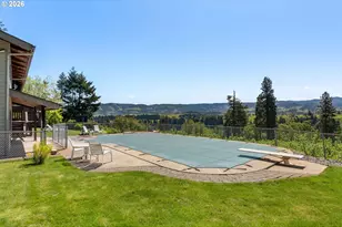 2250 Riverdale Rd, Hood River, OR 97031 - Photo 39