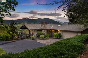 2250 Riverdale Rd, Hood River, OR 97031 - Photo 43
