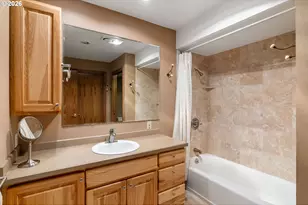 2250 Riverdale Rd, Hood River, OR 97031 - Photo 25
