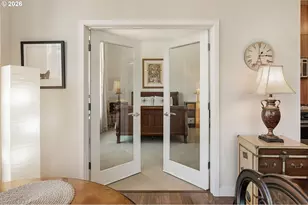 922 NW 11th Ave, Portland, OR 97209 - Photo 37