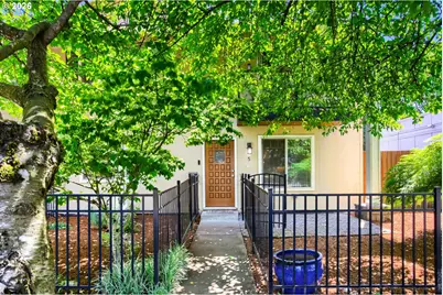 4830 SE Stark St #5, Portland, OR 97215 - Photo 1