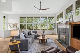 4249 SW Dosch Rd, Portland, OR 97239 - Photo 11