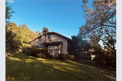 598 Winter Creek Ln, Roseburg, OR 97471 - Photo 5