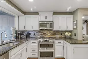 5765 SW 152nd Ave, Beaverton, OR 97007 - Photo 9