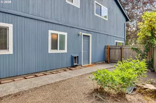 6435 SW 90th Ave, Portland, OR 97223 - Photo 31