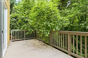 839 SW Broadway Dr, Portland, OR 97201 - Photo 31