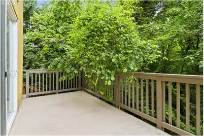 839 SW Broadway Dr #71, Portland, OR 97201 - Photo 29