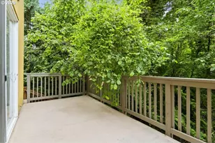839 SW Broadway Dr, Portland, OR 97201 - Photo 29