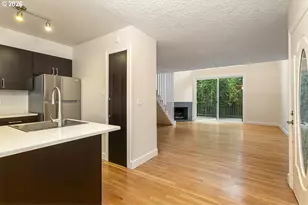 839 SW Broadway Dr, Portland, OR 97201 - Photo 13