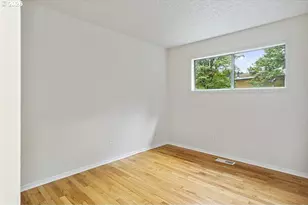 839 SW Broadway Dr, Portland, OR 97201 - Photo 15