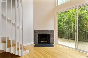 839 SW Broadway Dr, Portland, OR 97201 - Photo 9