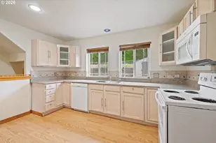 217 Nevada Dr, Longview, WA 98632 - Photo 5