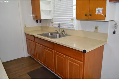 641 SE 148th Ave, Portland, OR 97233 - Photo 19
