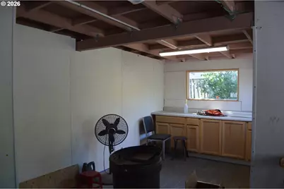 641 SE 148th Ave, Portland, OR 97233 - Photo 13