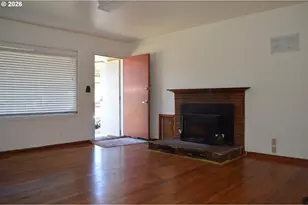 641 SE 148th Ave, Portland, OR 97233 - Photo 21
