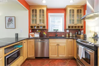 2913 NE Killingsworth St, Portland, OR 97211 - Photo 9