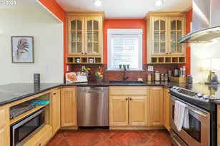 2913 NE Killingsworth St, Portland, OR 97211 - Photo 9