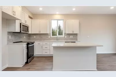 17185 SE Maple Hill Ln, Happy Valley, OR 97086 - Photo 9