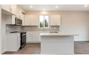 17185 SE Maple Hill Ln, Happy Valley, OR 97086 - Photo 9