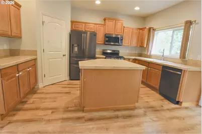 14455 NW Pioneer Park Way, Beaverton, OR 97006 - Photo 9