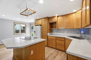 15027 SW Barcelona Way, Beaverton, OR 97007 - Photo 11
