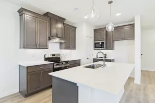 1610 NW 18th St, Battle Ground, WA 98604 - Photo 13