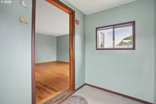 7125 N Kellogg St, Portland, OR 97203 - Photo 7
