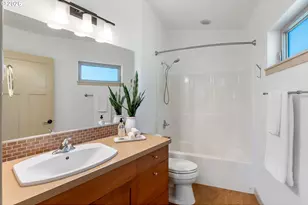 591 NE Grandview Blvd, White Salmon, WA 98672 - Photo 15