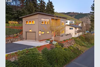 591 NE Grandview Blvd, White Salmon, WA 98672 - Photo 25