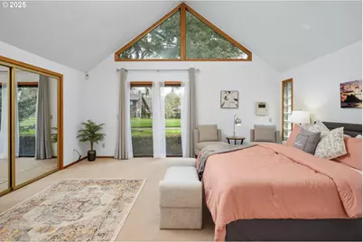 863 Fairway View Dr, Eugene, OR 97401 - Photo 17