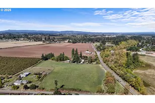 15895 Old Butteville Rd NE, Woodburn, OR 97071 - Photo 39