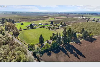 15895 Old Butteville Rd NE, Woodburn, OR 97071 - Photo 33