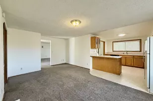 2715 SW 31st St, Gresham, OR 97080 - Photo 17
